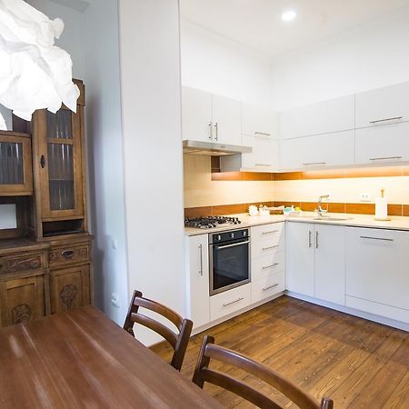 Art Apartment ทาชเคนต์ ภายนอก รูปภาพ