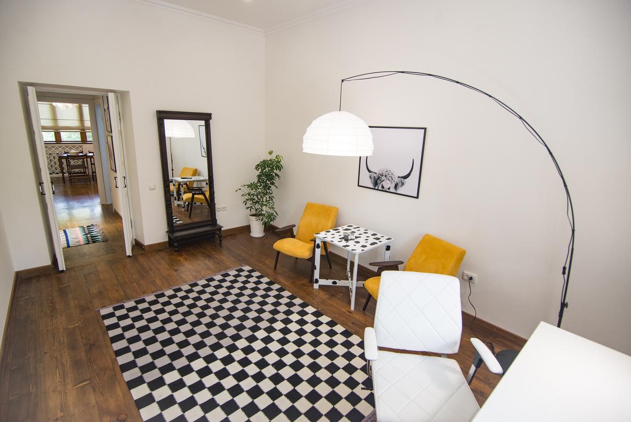 Art Apartment ทาชเคนต์ ภายนอก รูปภาพ